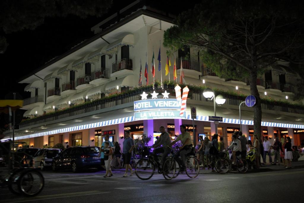 Hotel Venezia E La Villetta Lido di Jesolo Kültér fotó