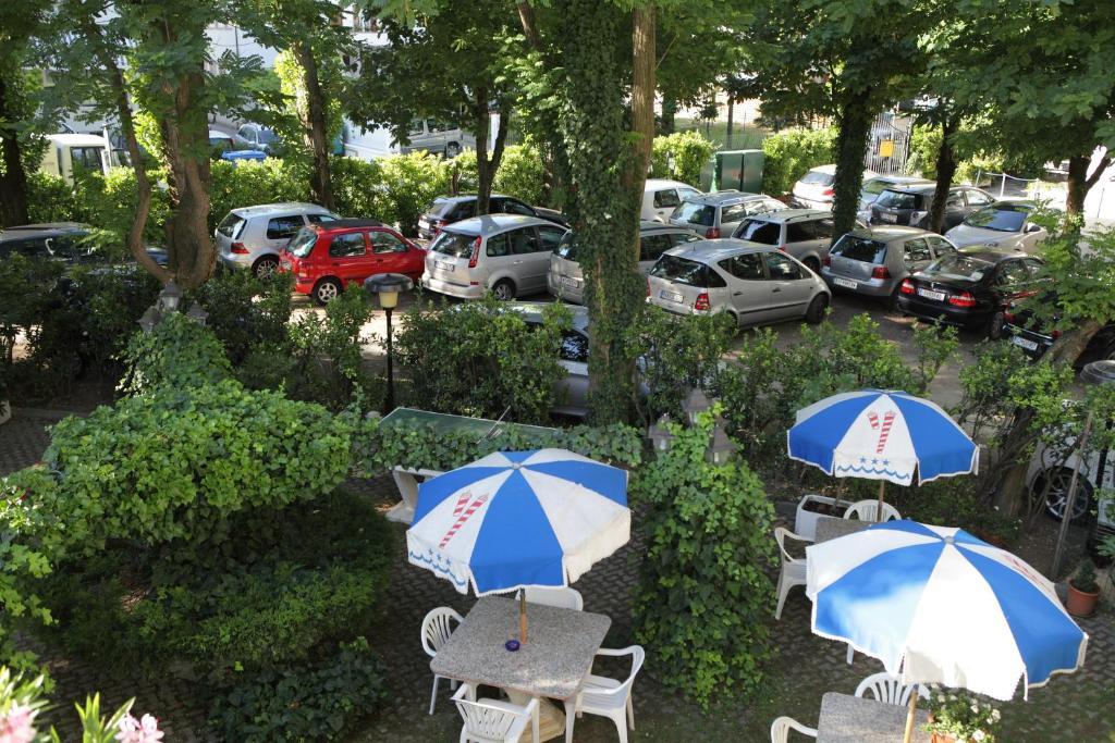 Hotel Venezia E La Villetta Lido di Jesolo Kültér fotó