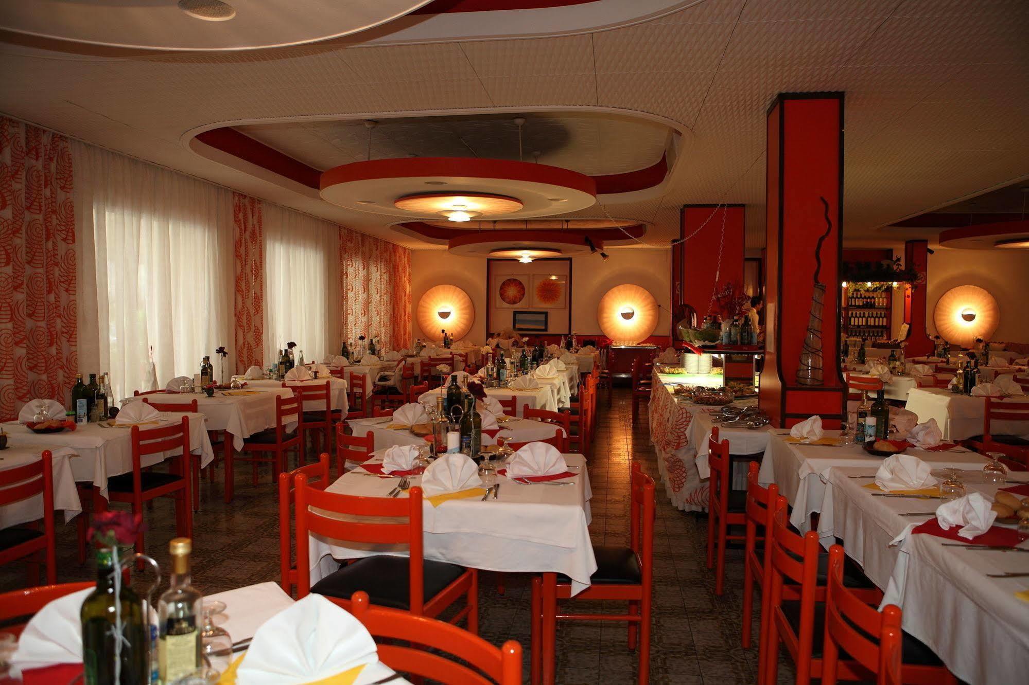 Hotel Venezia E La Villetta Lido di Jesolo Kültér fotó
