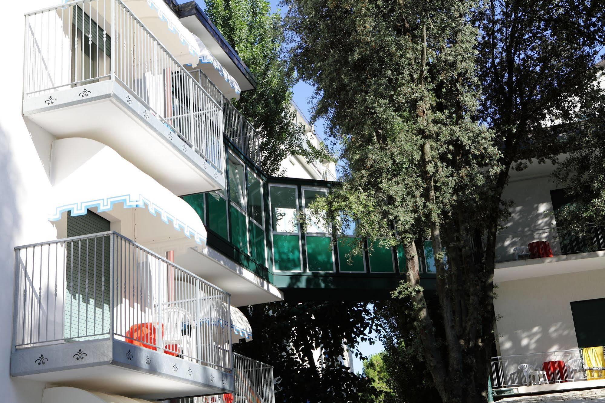 Hotel Venezia E La Villetta Lido di Jesolo Kültér fotó